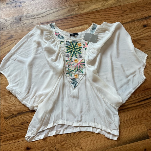 Anthropologie Tops - Anthropologie Embroidered White Blouse •NWT•